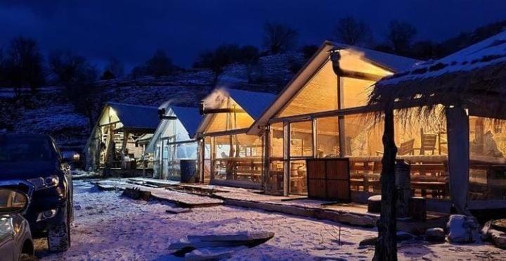 Camping Cajupi Gjirokastër Eksteriør billede